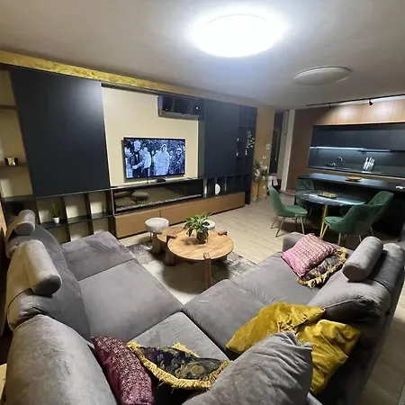Apartment Urban 2 Bedroom Bratislava