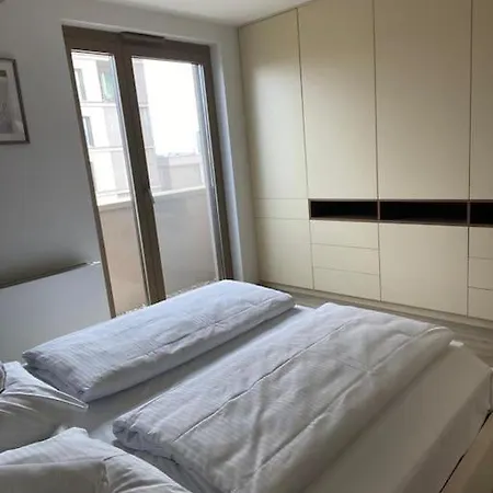 Apartment Urban 2 Bedroom Bratislava
